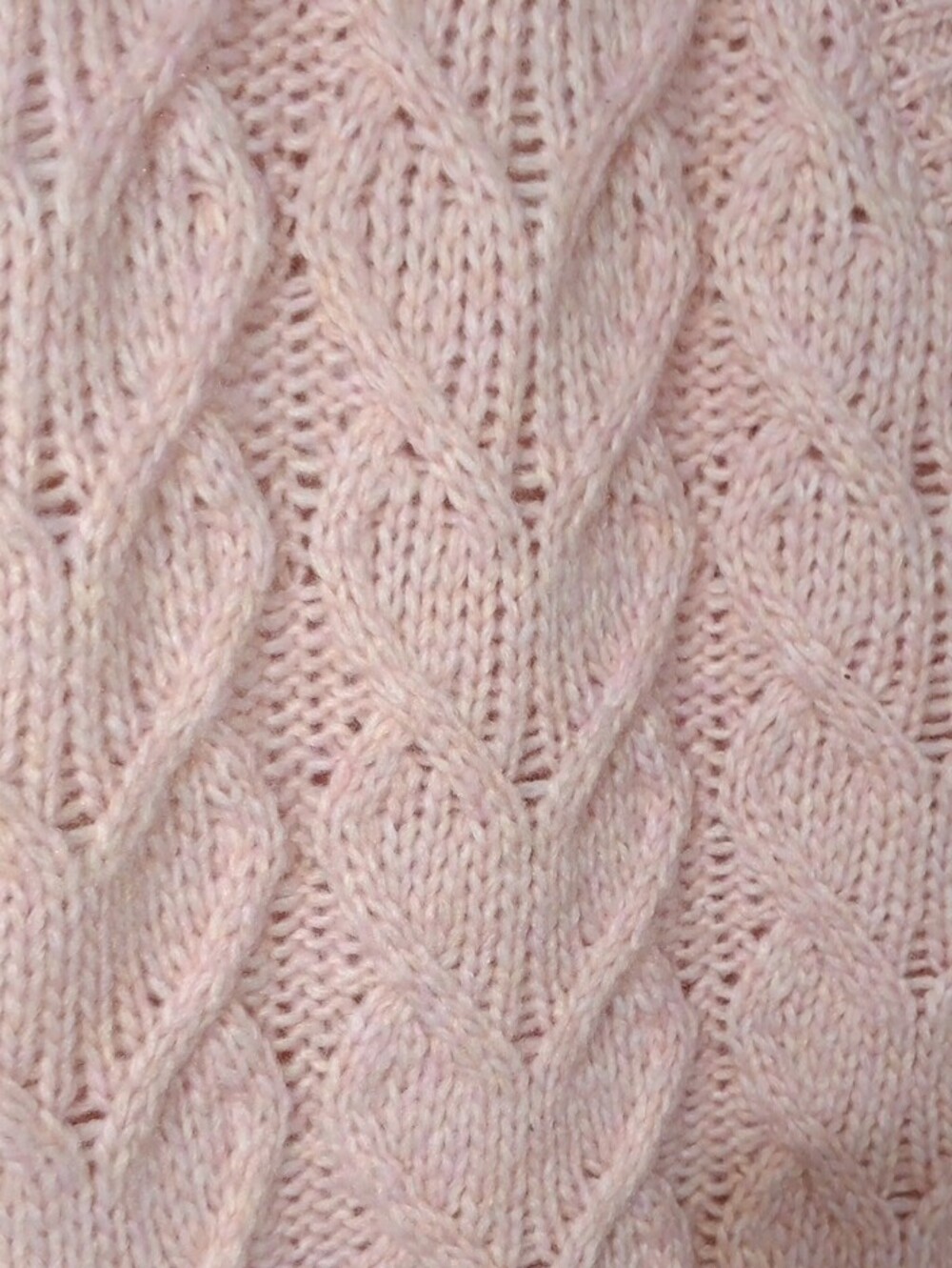 No Boundaries Light Pink Cable V-Neck Sweater - Picture 3 of 4